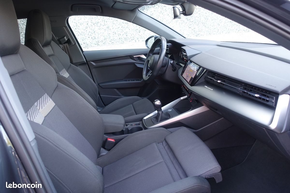 A3 Berline 30 Tfsi Virtual cockpit/Sièges sport chauffant/GPS Europe/Carplay/LED/1*Main/Garantie 12 Mois (image 8)