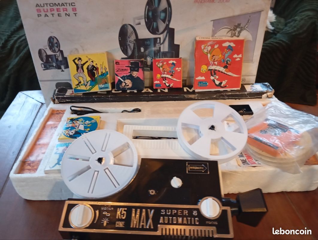 Projecteur Bolex Multimatic Super 8 vintage avec boîte d
