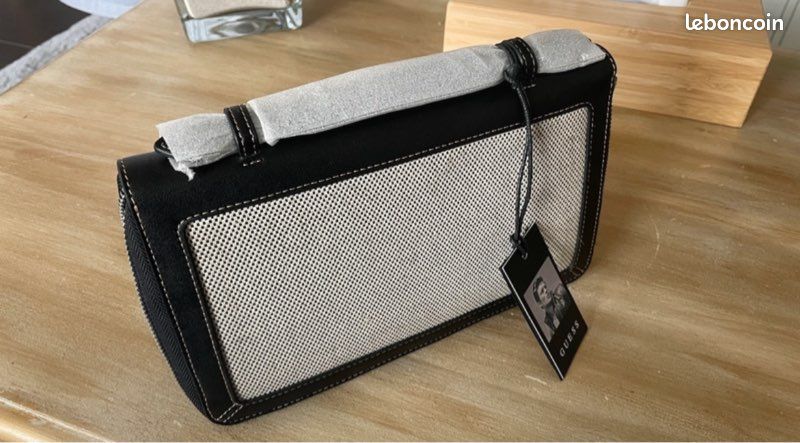 Pochette à main (image 3)