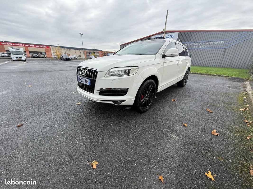 AUDI Q7 3.0 TDi V6 Quattro Tiptronic6 233 S-line (image 1)