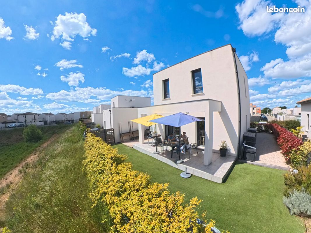 Maison 5 pièces 110 m² · à Bellegarde · 110 m² · 379 000 €