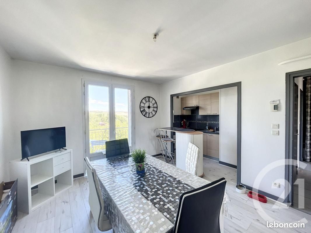 Appartement 3 pièces 53 m² · à Riom · 53 m² · 93 000 €