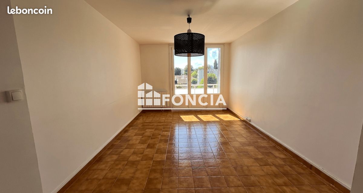 Appartement 3 pièces 56 m² · à Saint-Martin-d'Hères · 56 m² · 609 €/mois