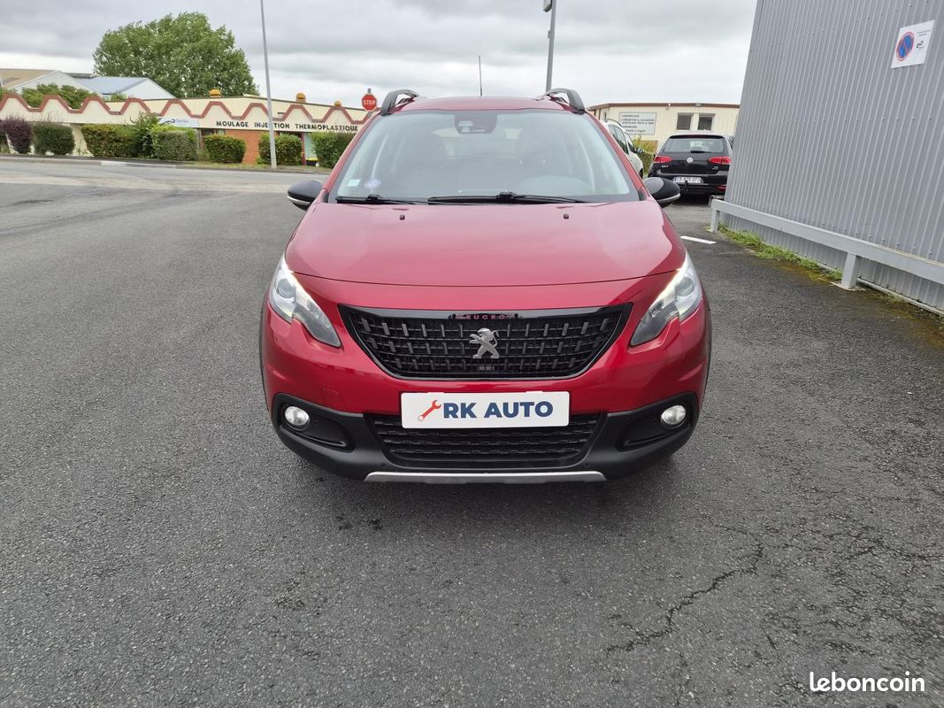PEUGEOT 2008 1.2i PureTech 12V S&S - 110 GT Line PHASE 2 (image 3)