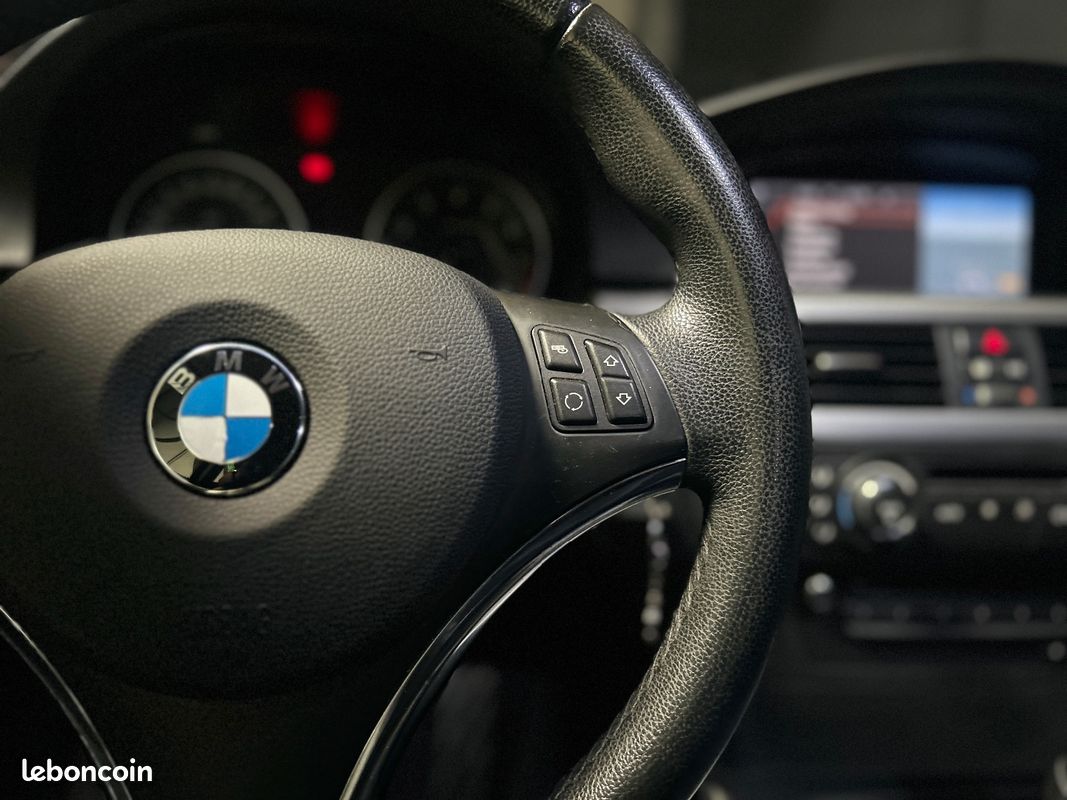 BMW SERIE 3 COUPE E92 325i 3.0L N53 218ch Luxe Steptronic A - FACTURE ENTRETIEN COMPLET DEPUIS L'ACHAT - ENTRETIEN À JOUR (image 21)