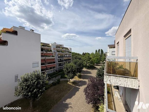 Appartement 5 pièces 92 m² — 2
