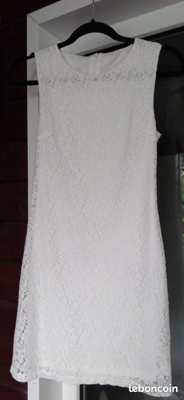 Robe (image 2)