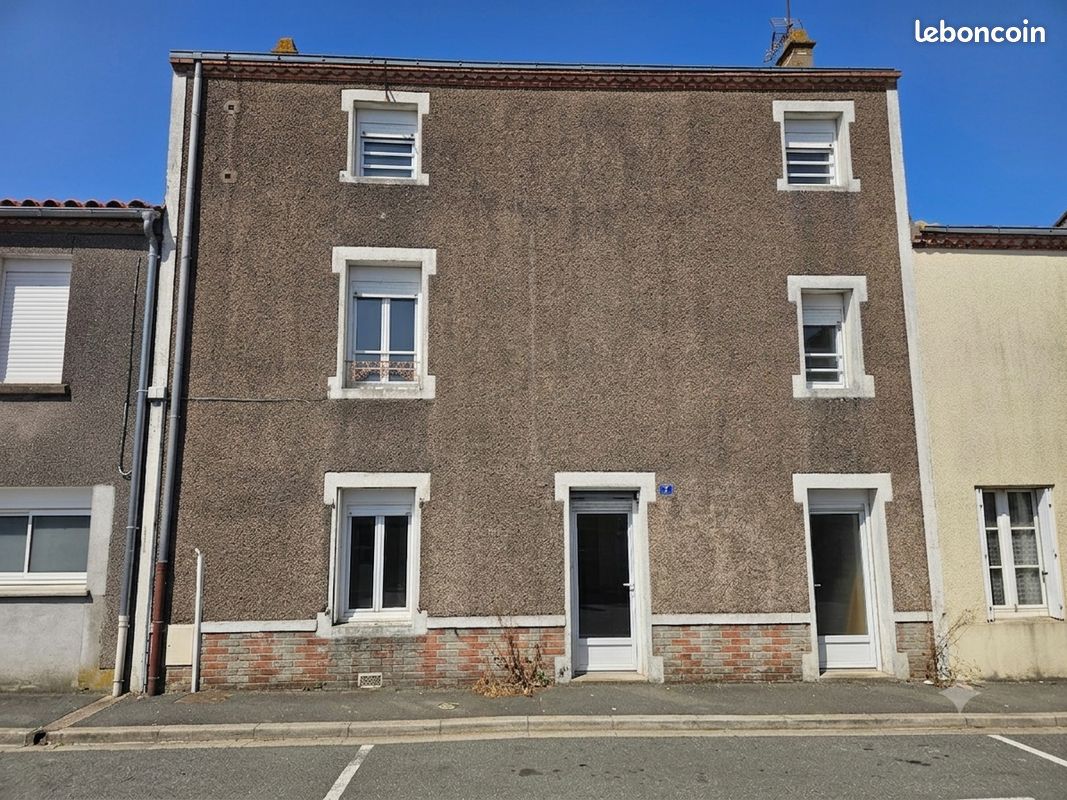 Maison 4 pièces 106 m² · à Sèvremoine · 106 m² · 101 600 €