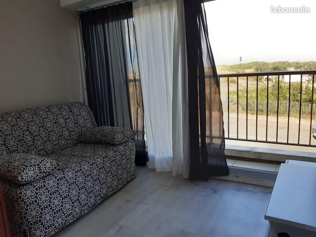 Studio à 100 m de la plage (image 10)
