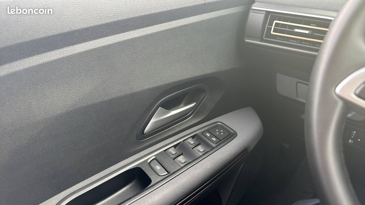 Dacia jogger hybrid 140 7 places gsr2 extreme (image 16)