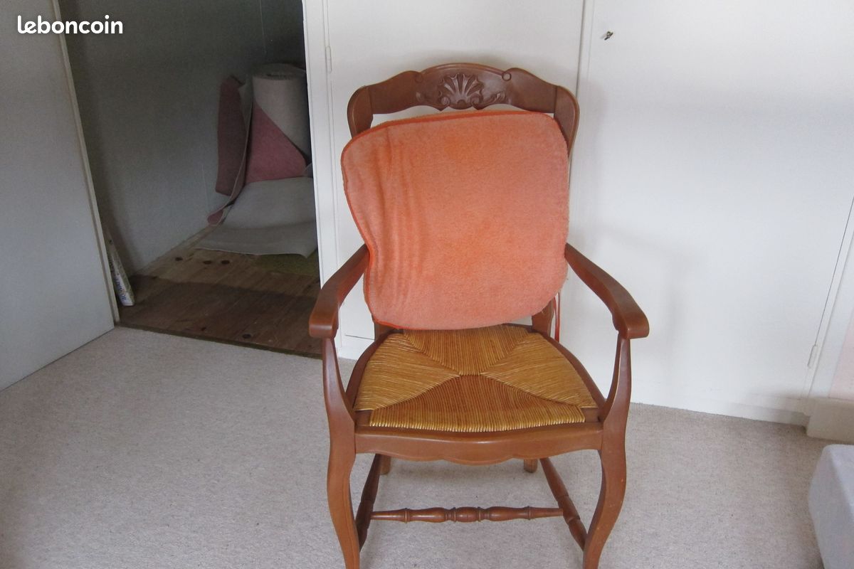 Fauteuil de chambre (image 1)