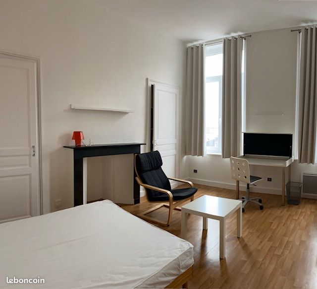 Appartement 1 pièce 26 m² · à Lille · 26 m² · 610 €