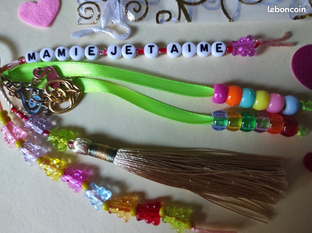 Joli Porte-Clé Fantaisie "Mamie Je t'aime" + Pochette Organza Modèle Unique N°2 (image 3)