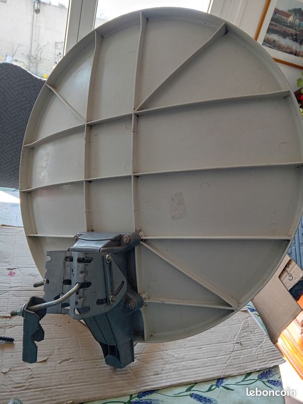 Parabole Visiosat de diamètre 67/69 (image 3)