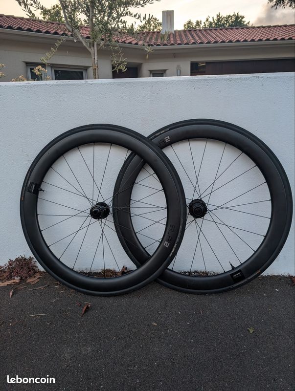 Roue giant carbone SLR2 50 (image 1)