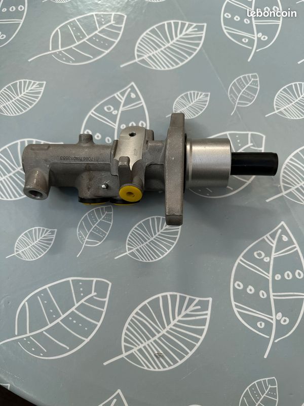 ACCOUDOIR CENTRAL AVANT Cuir Audi A6 4F Argent Noir 4F0864209 EUR 98,89 ACCOUDOIR CENTRAL AVANT Cuir Audi A6 4F Argent Noir 4F0864209 EUR 98,89