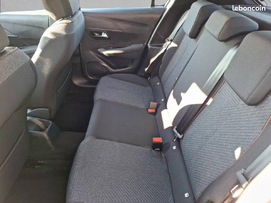 Peugeot 208 Hybrid 110 e-DCS6 - Style (image 12)