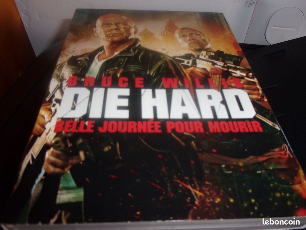 Dvd film die hard avec bruce willis neuf (image 1)