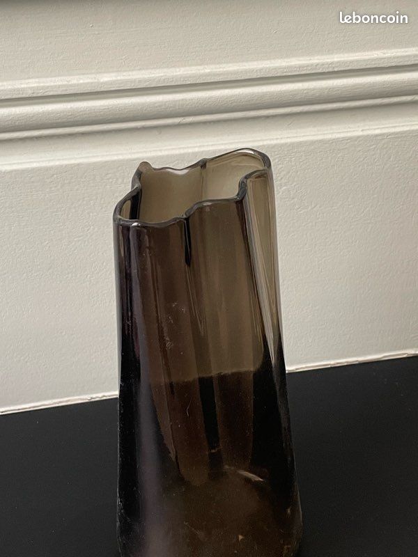 Vase (image 2)