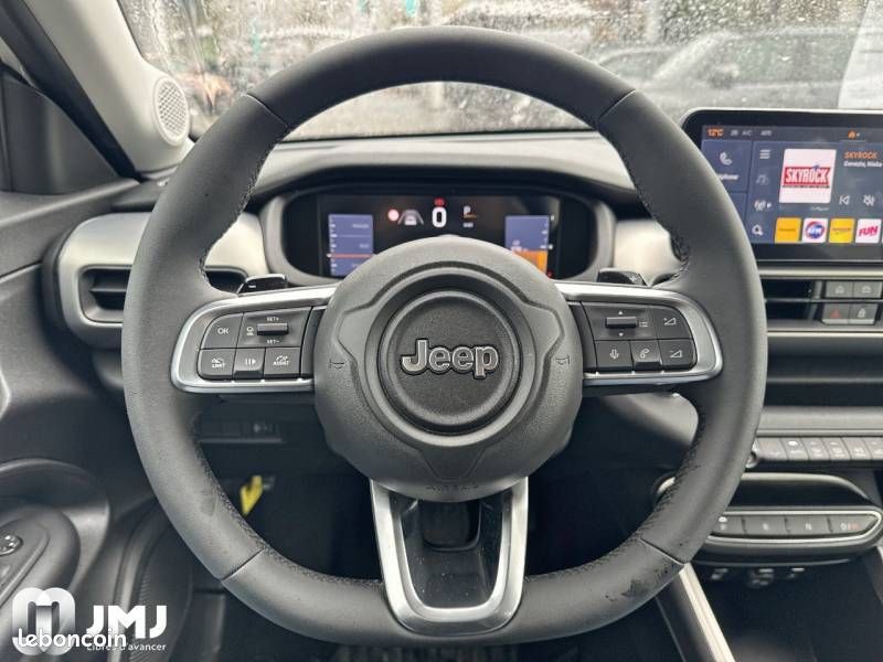 JEEP Avenger 1.2 Turbo T3 100 ch e-Hybrid BVR6 Summit (image 12)