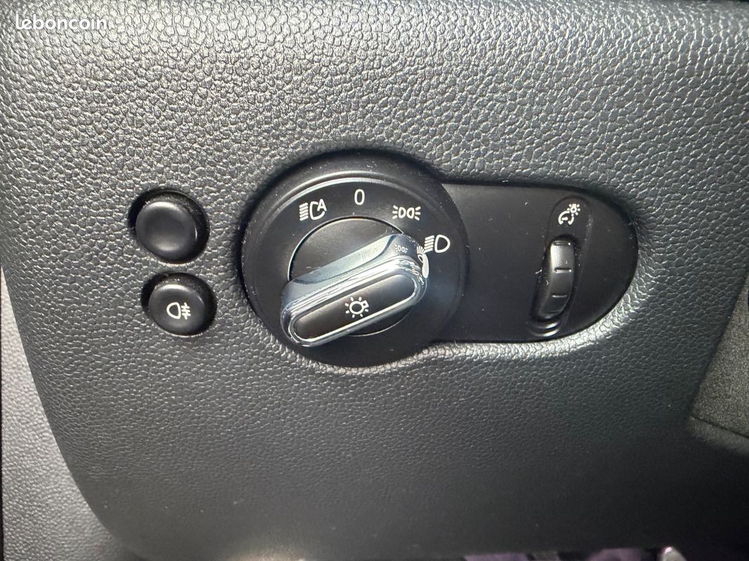 Mini mini 2.0 230ch john cooper works bva - suivi d'entretien - camera de recul - sieges chauffant - gps (image 22)