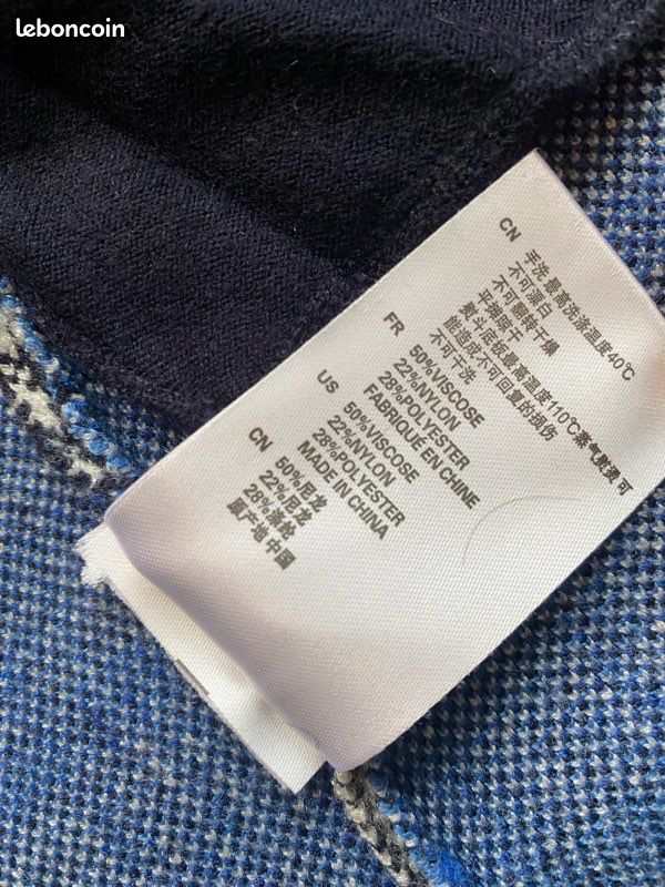 joli gilet laine d'agneau bleu pailleté CLAUDIE PIERLOT taille 1