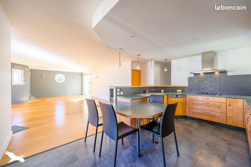 Maison 6 pièces 154 m² · à Dompierre-sur-Mer · 154 m² · 591 555 €