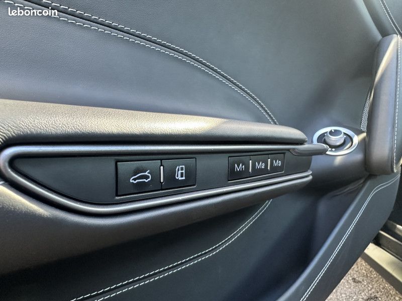 Ferrari GTC4LUSSO V8 3.9 T 610CH (image 24)