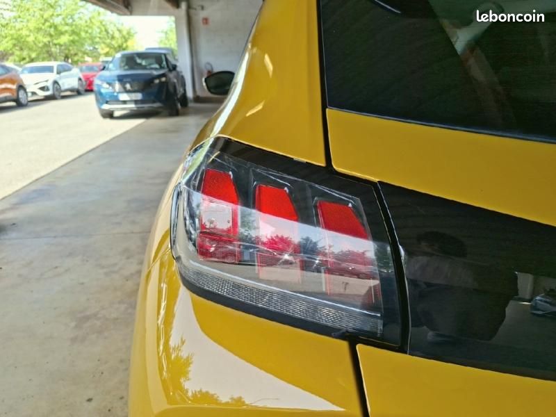 Peugeot 208 1.2 PureTech 100ch S&S Active (image 17)