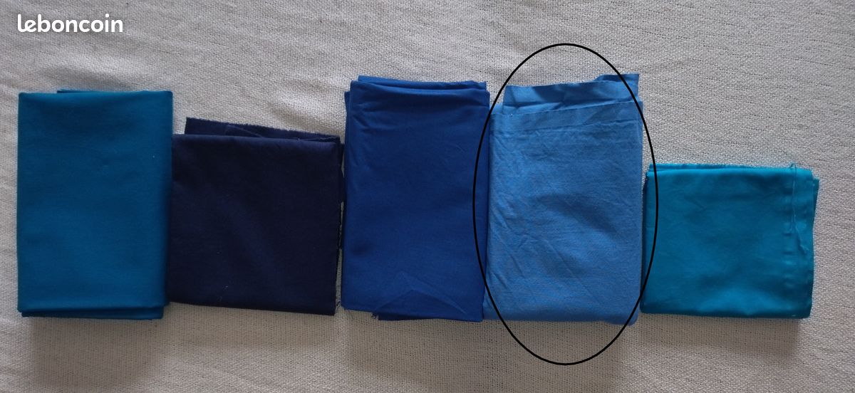 99 cm * 150 cm - Coupon de tissu - Uni Bleu (image 2)
