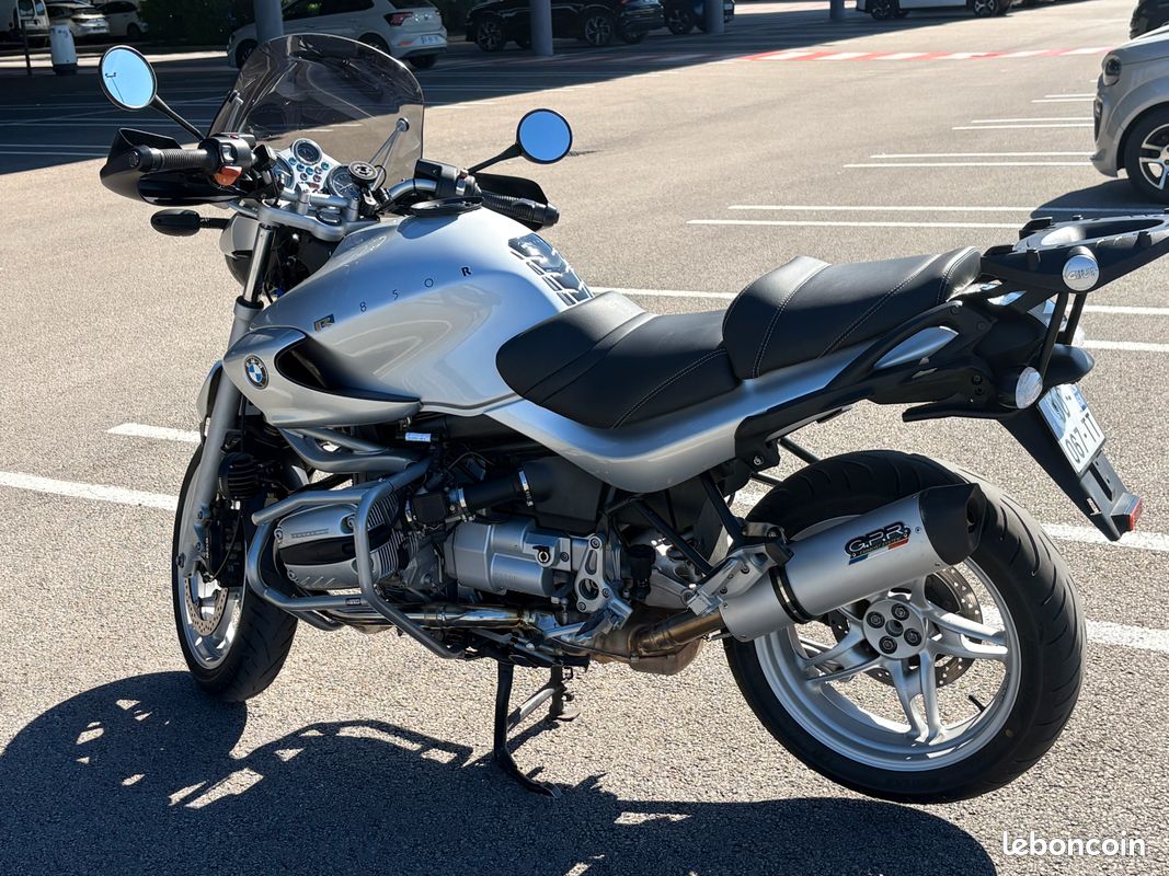 Moto BMW R850R - Motos