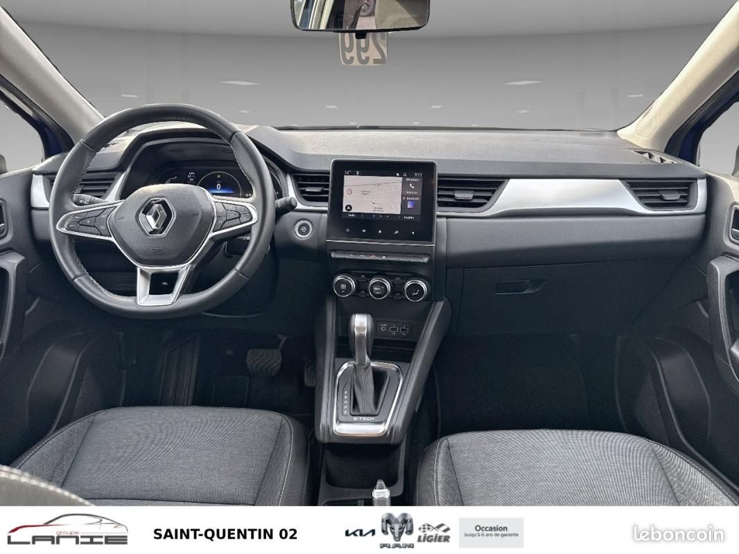 Renault Captur E-Tech 145 - 21 Business (image 3)