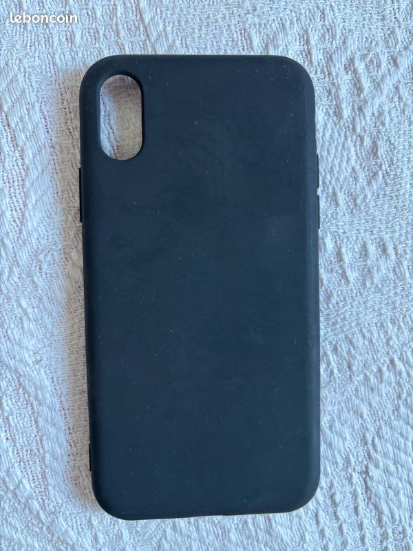 Coque noire iphone X (image 1)