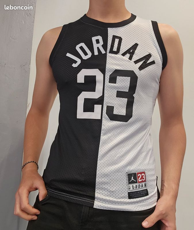 Maillot de basket basketball Jordan 23 noir blanc XL débardeur