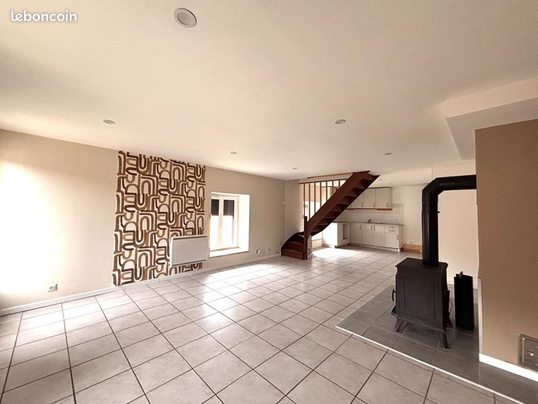 Appartement 3 pièces 66 m² · à Épeugney · 66 m² · 632 €/mois