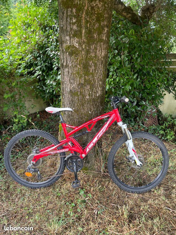 VTT Nakamura Cliff tout suspendu Edge Evo 26 pouces Vélos