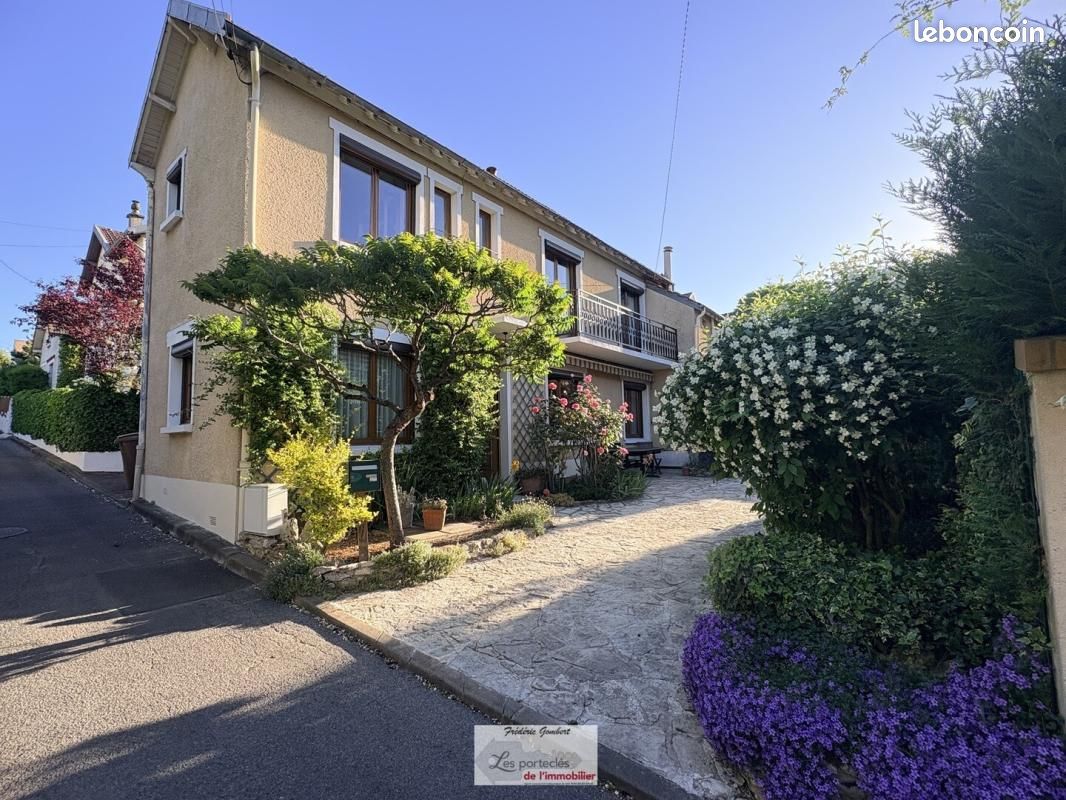 Maison 5 pièces 104 m² · à Viroflay · 104 m² · 640 000 €