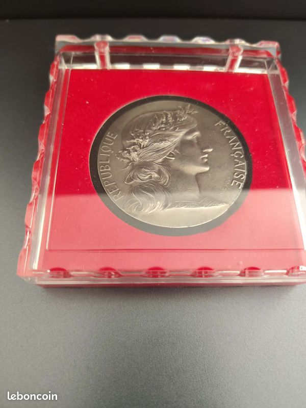 MÉDAILLE - TIR - PRIX OFFERT PAR LE MINISTRE DE LA GUERRE