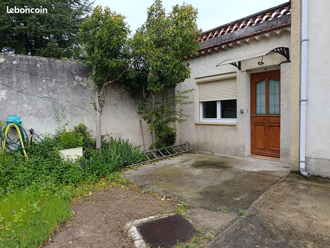 Appartement 2 pièces 25 m² · à Roquemaure · 25 m² · 500 €