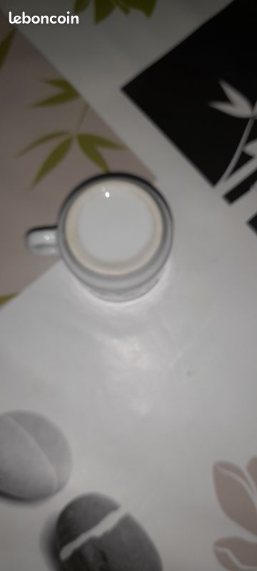 Petite tasse à anse en céramique ou Porcelaine avec dessins (image 4)