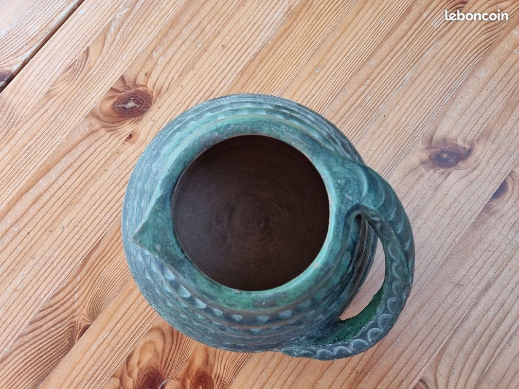Pot en céramique vert bizarre (image 2)