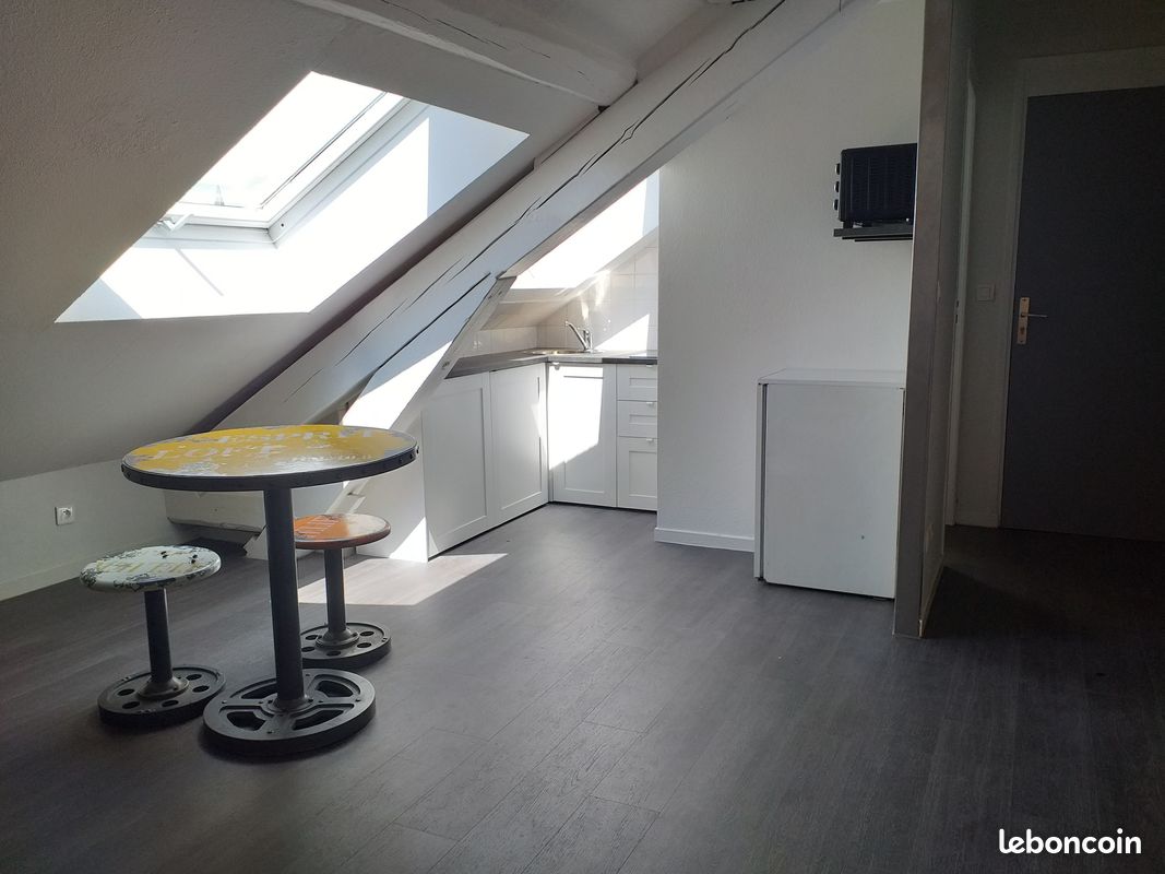 Appartement 1 pièce 18 m² · à Grenoble · 18 m² · 450 €/mois