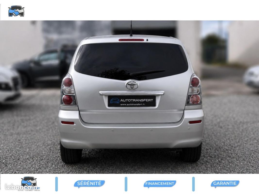 TOYOTA COROLLA VERSO 7 PLACES 177 D-4D Clean CHAINE DE DISTRIBUTION (image 5)