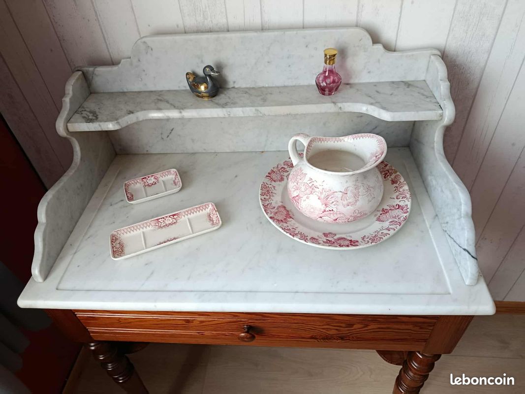 Table de toilette , coiffeuse ancienne en marbre blanc (image 1)