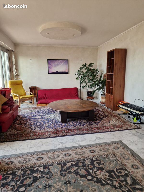 Appartement 4 pièces 100 m² · à Nice · 100 m² · 1 100 €/mois