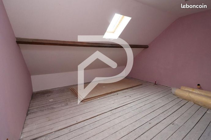 https://img.leboncoin.fr/api/v1/lbcpb1/images/8f/aa/74/8faa742f5451a3a5a40ece031acb4d3c5ea442e1.jpg?rule=ad-image