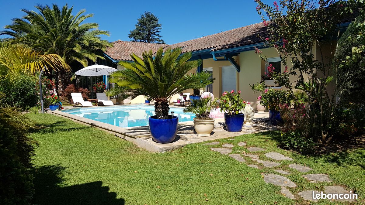Maison 6 pièces 256 m² · à Biarritz · 256 m² · 1 590 000 €