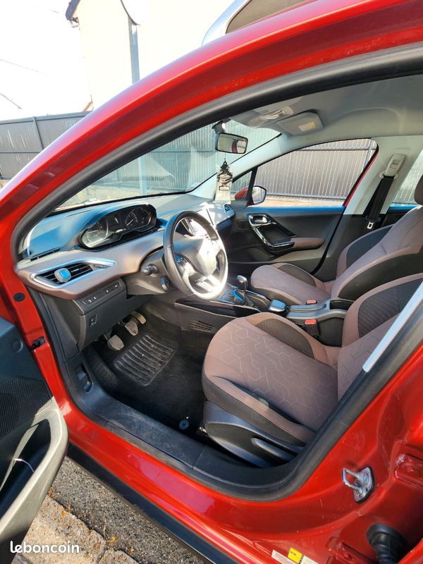 Peugeot 2008 (image 2)