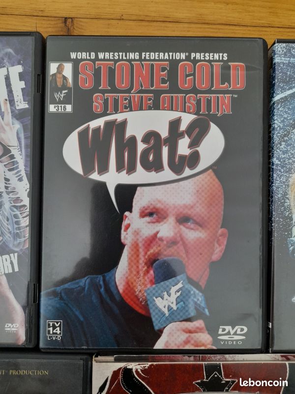 Lot de dvds américains region 1 wwe wwf catch wrestling Stone cold rey mysterio (image 2)