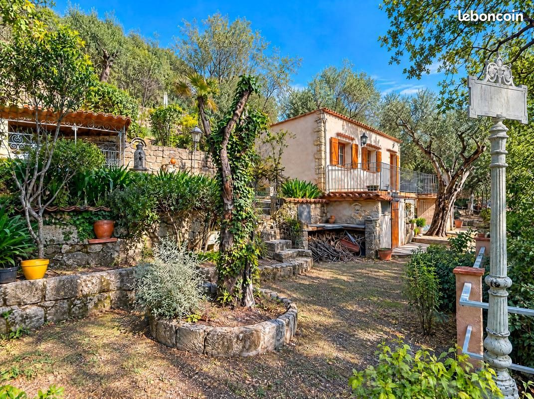 Maison 1 pièce 23 m² · à Coaraze · 23 m² · 130 000 €